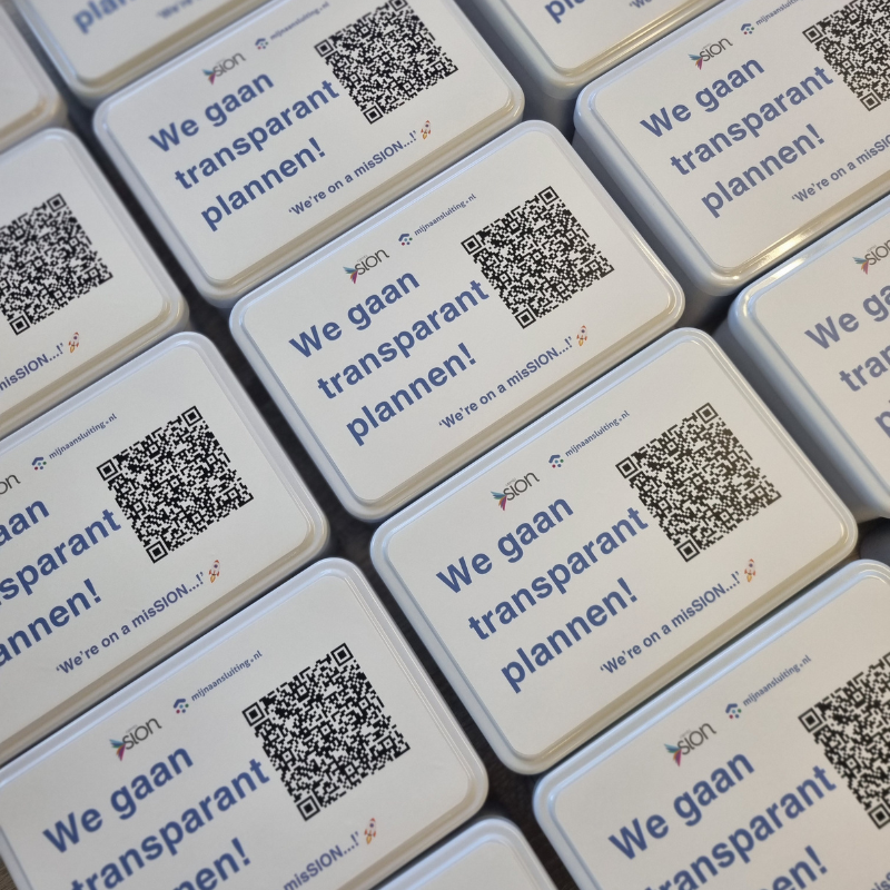 Gepersonaliseerde koekblik met bedrukte koeken